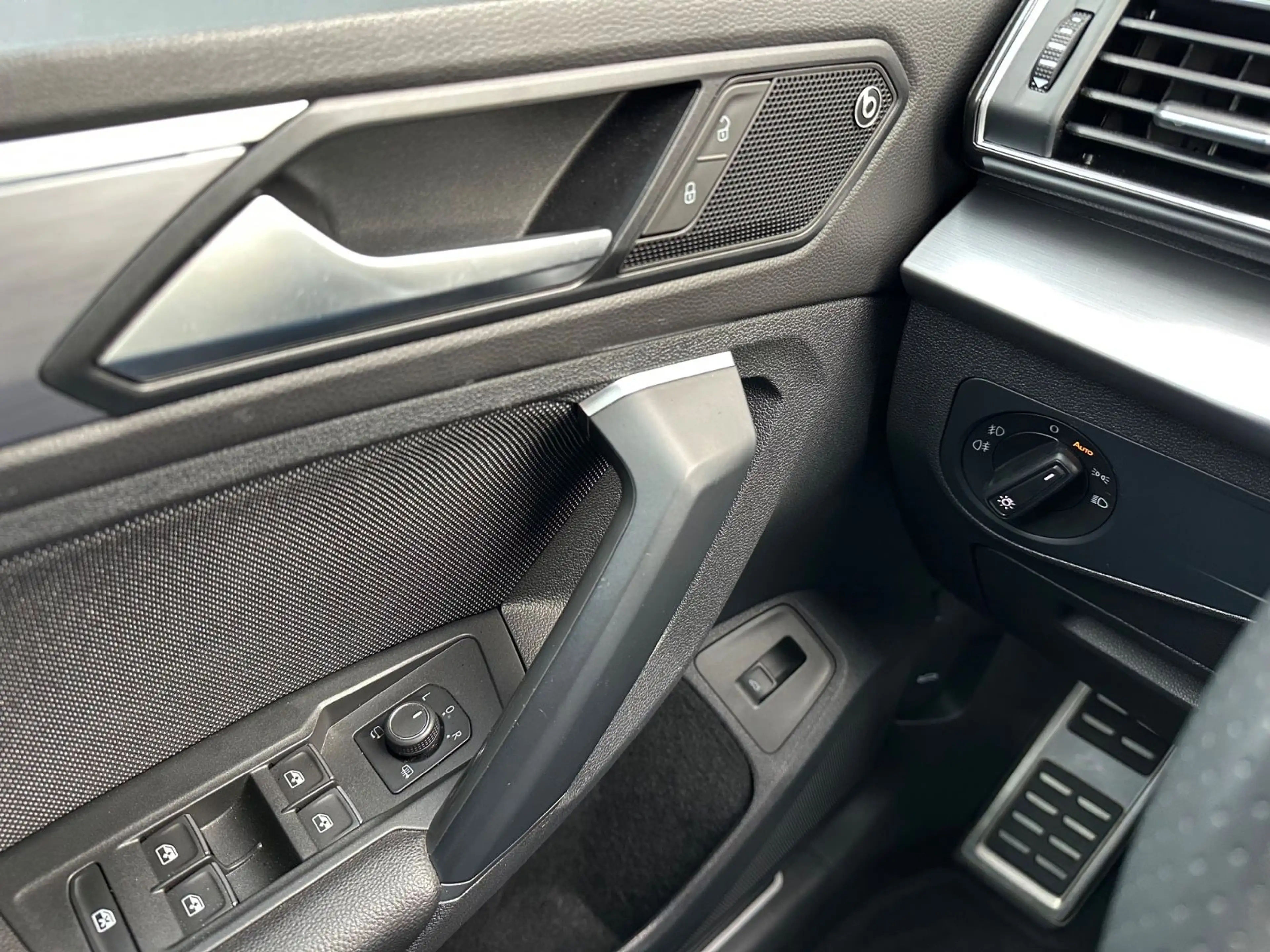 SEAT Tarraco FR 4Drive 2.0 TDI DSG*AHK*DCC*ACC*beats — photo 12