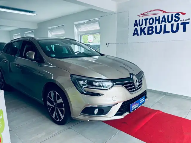 Renault Megane BOSE Edition*1.Hand+Finanzierung+Garantie+Inspektion*