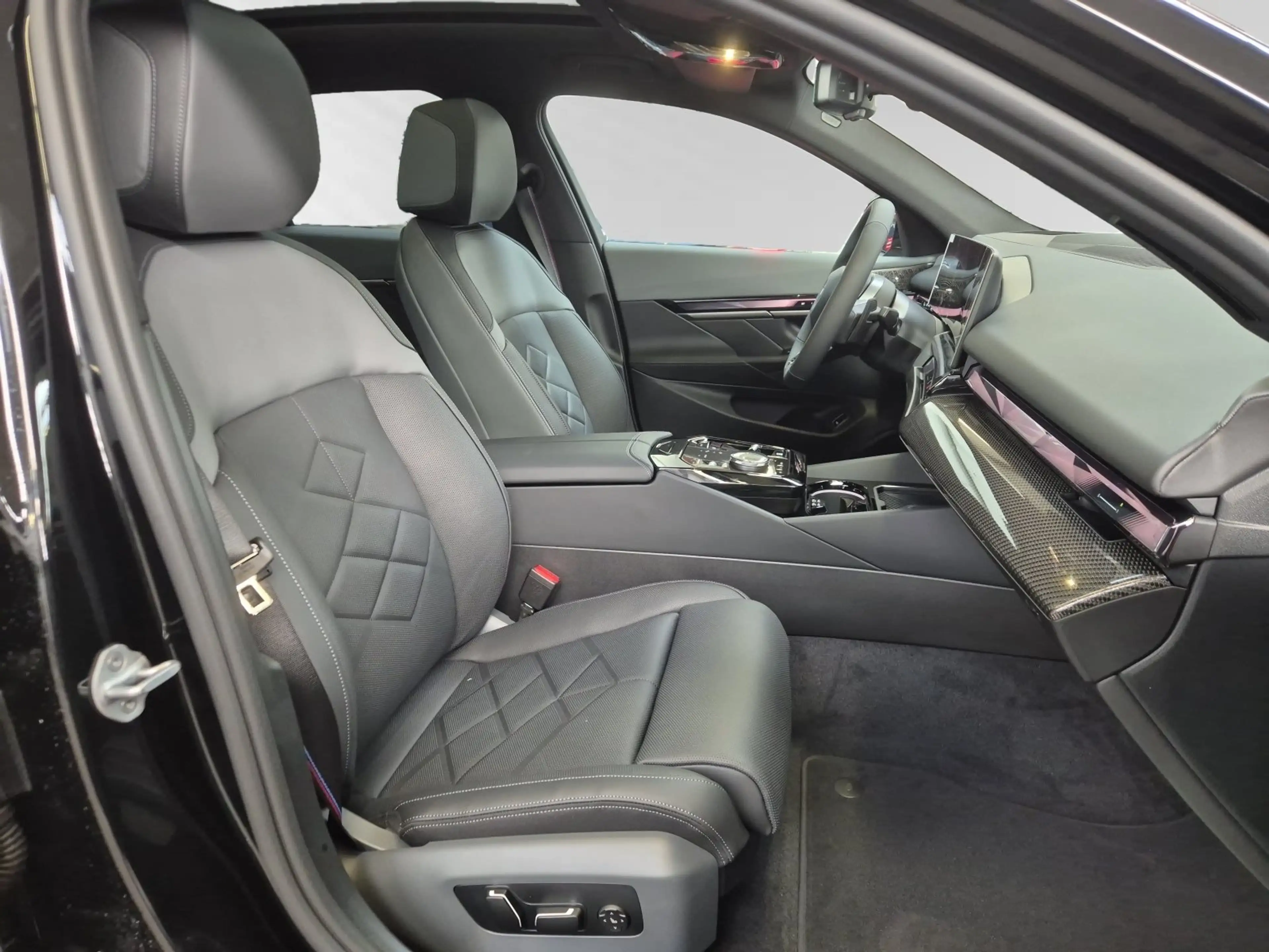 BMW 540 d xDrive M Sport Pro|AHK|Pano|DA&PA-Prof. — photo 8