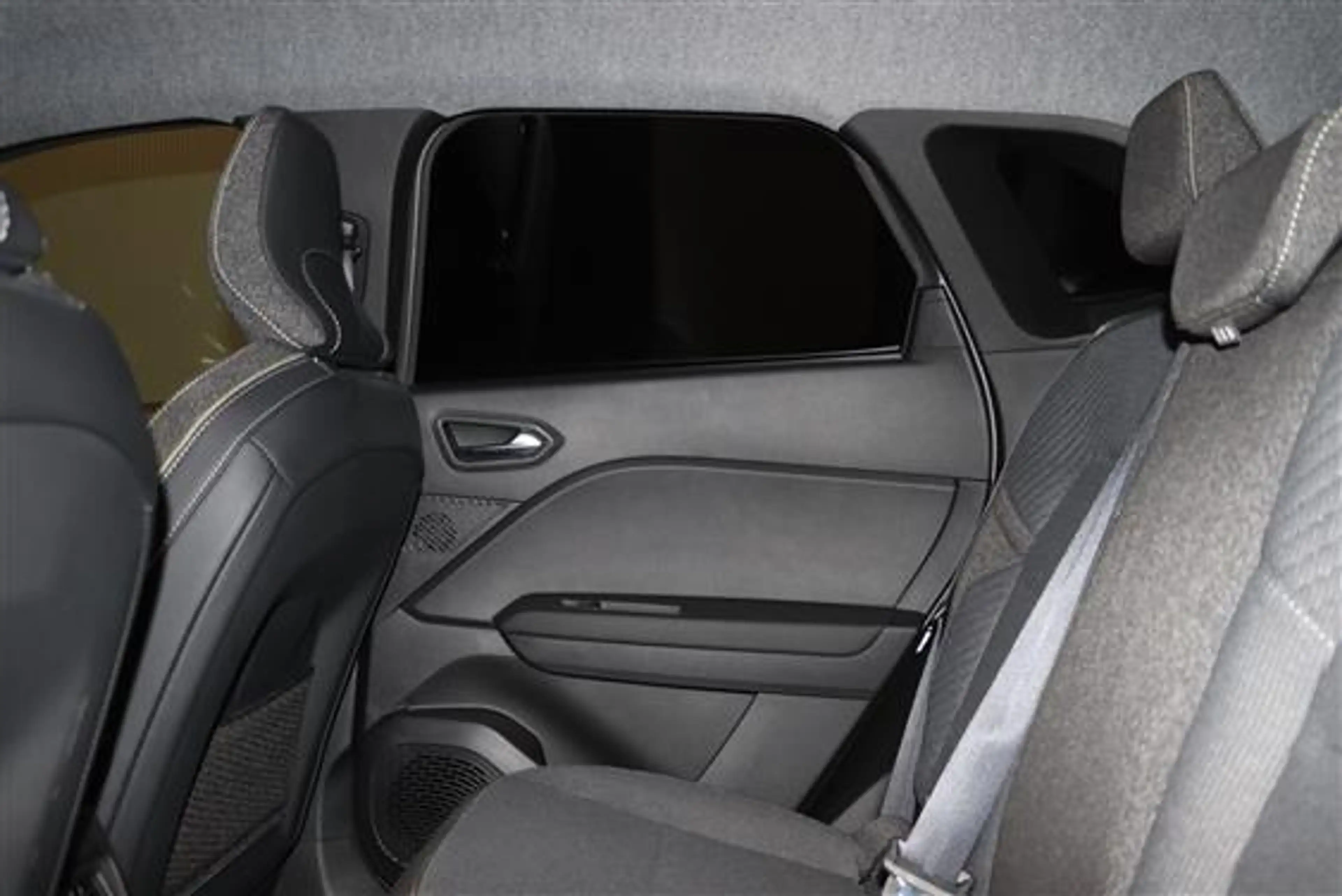 Renault Symbioz TECHNO E-TECH FULL HYBRID — photo 8