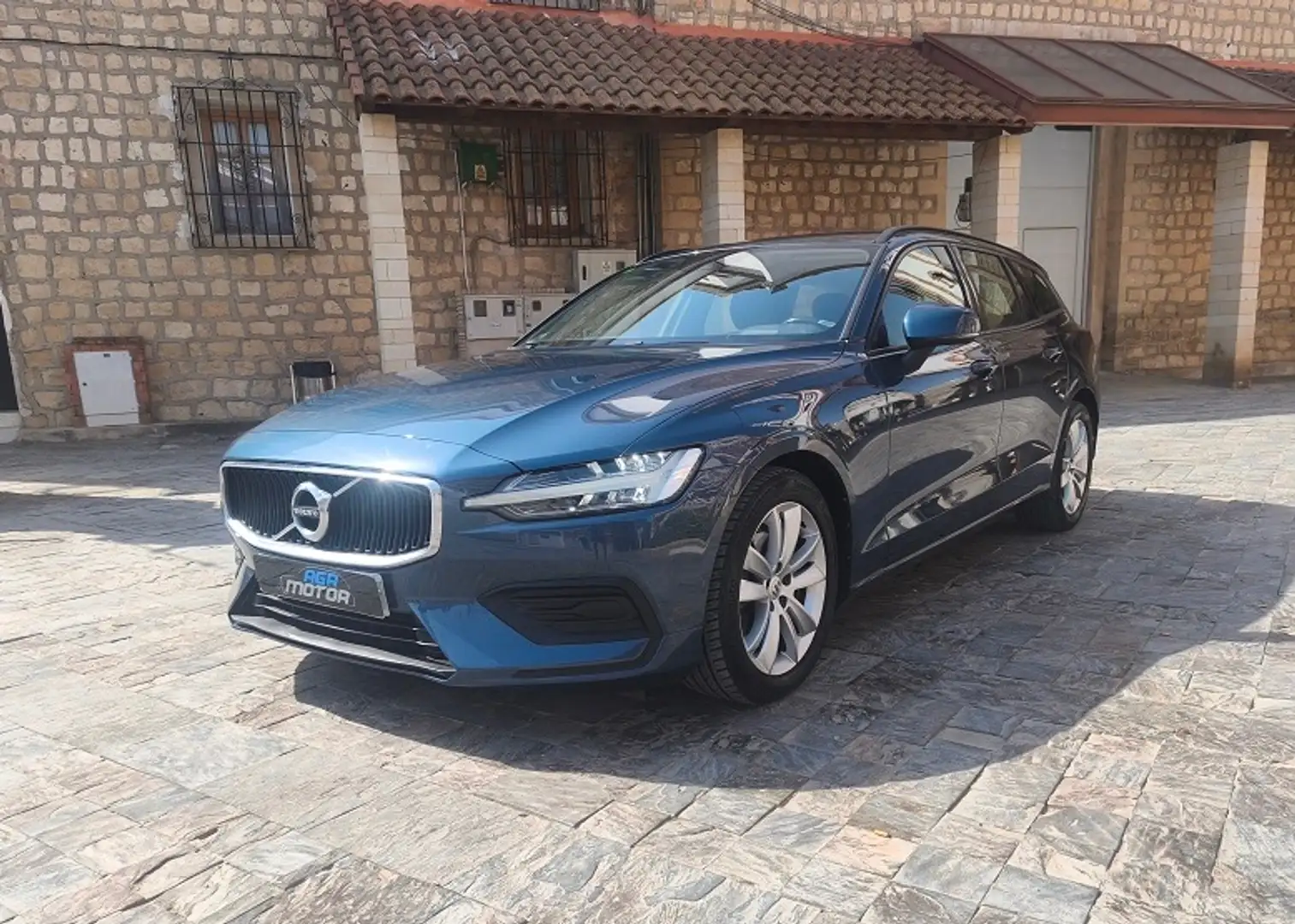 Volvo V60 D3 Momentum Aut. Azul - 2
