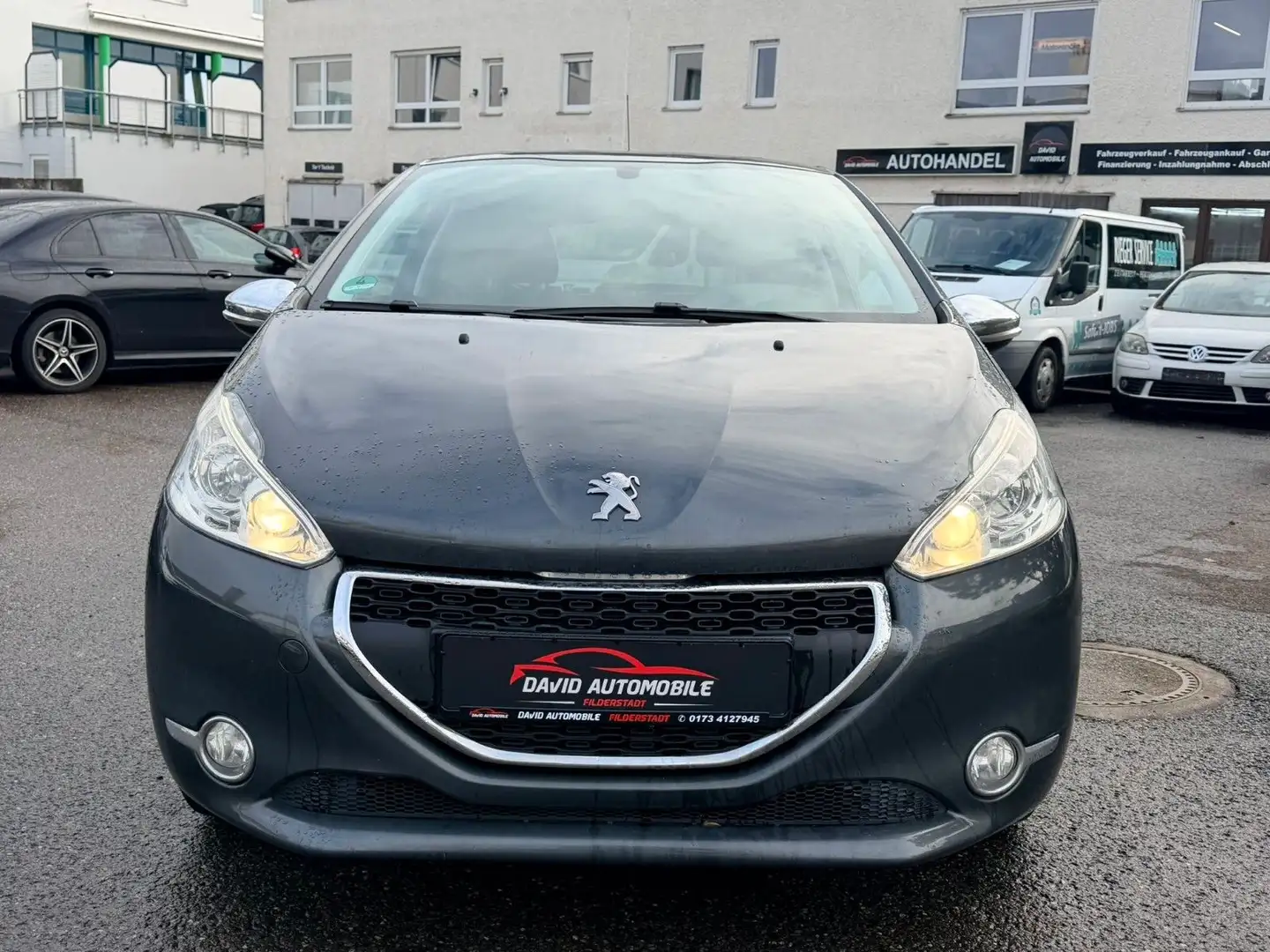 Peugeot 208 Style Grijs - 2