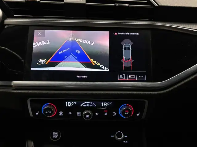 Audi Q3 view 9