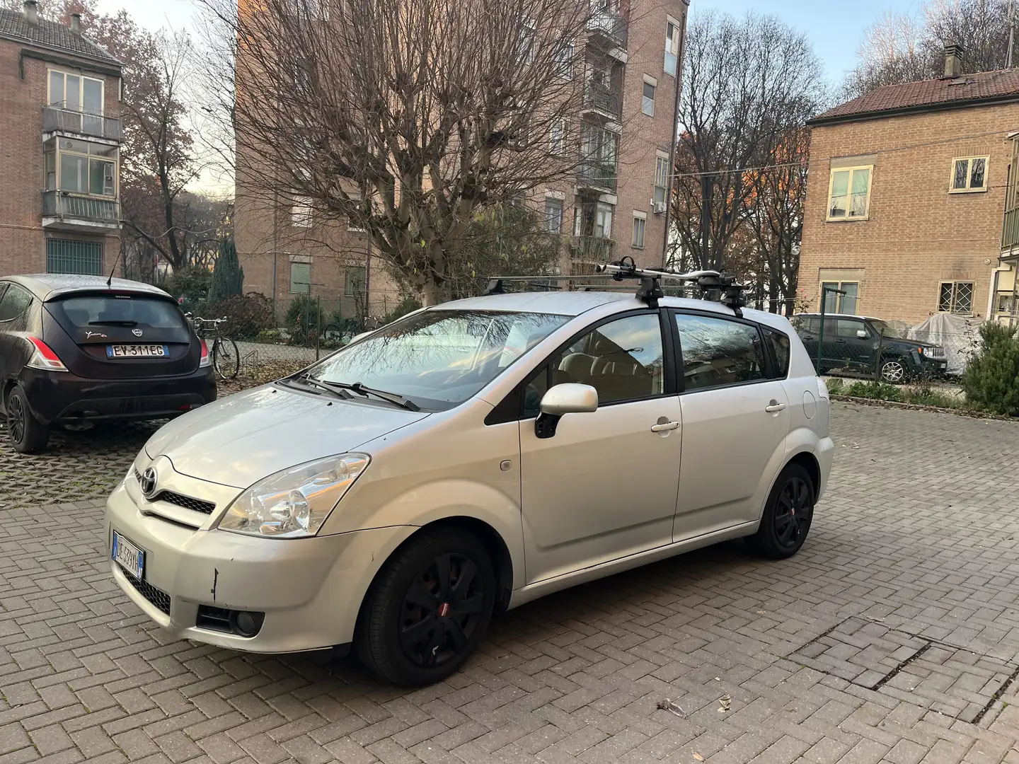 Toyota Corolla Verso Toyota corolla verso 2007 - 2