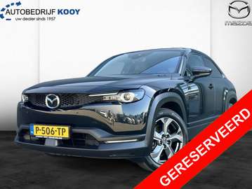e-SkyActiv 145 First Edition / zeer nette auto!