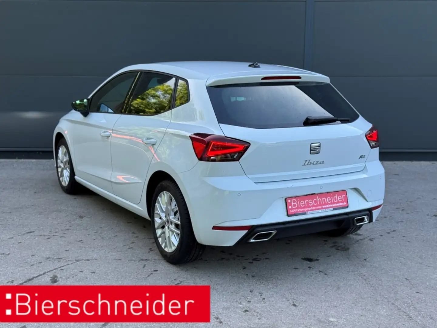 SEAT Ibiza 1.0 TSI DSG FR LED NAVI ACC PDC KAMERA SHZ Wit - 2