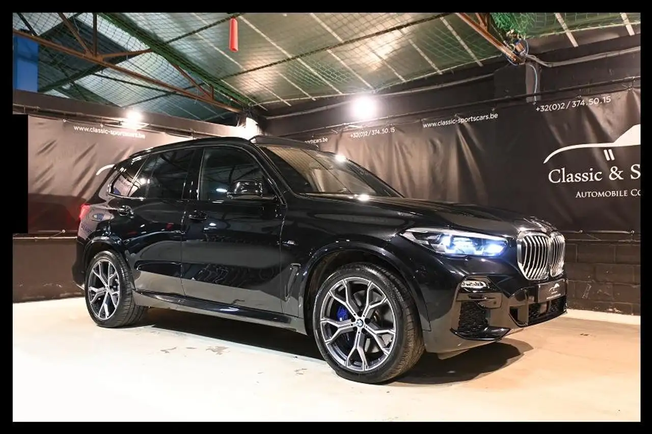 BMW X5 SUV/4x4/Pick-up in Zwart tweedehands in Rhode-Saint-Genèse voor € 47.950,-