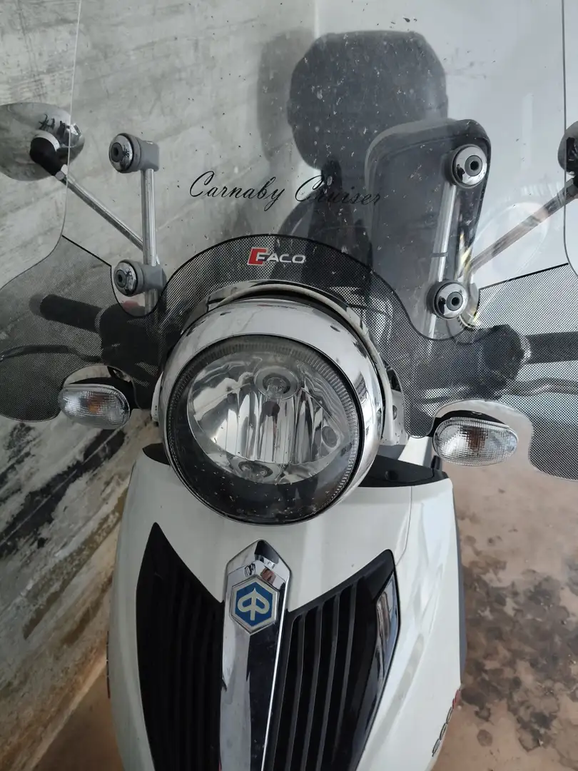 Piaggio Carnaby 300 gomme nuove appena montate, bauletto e parabrezza Wit - 2
