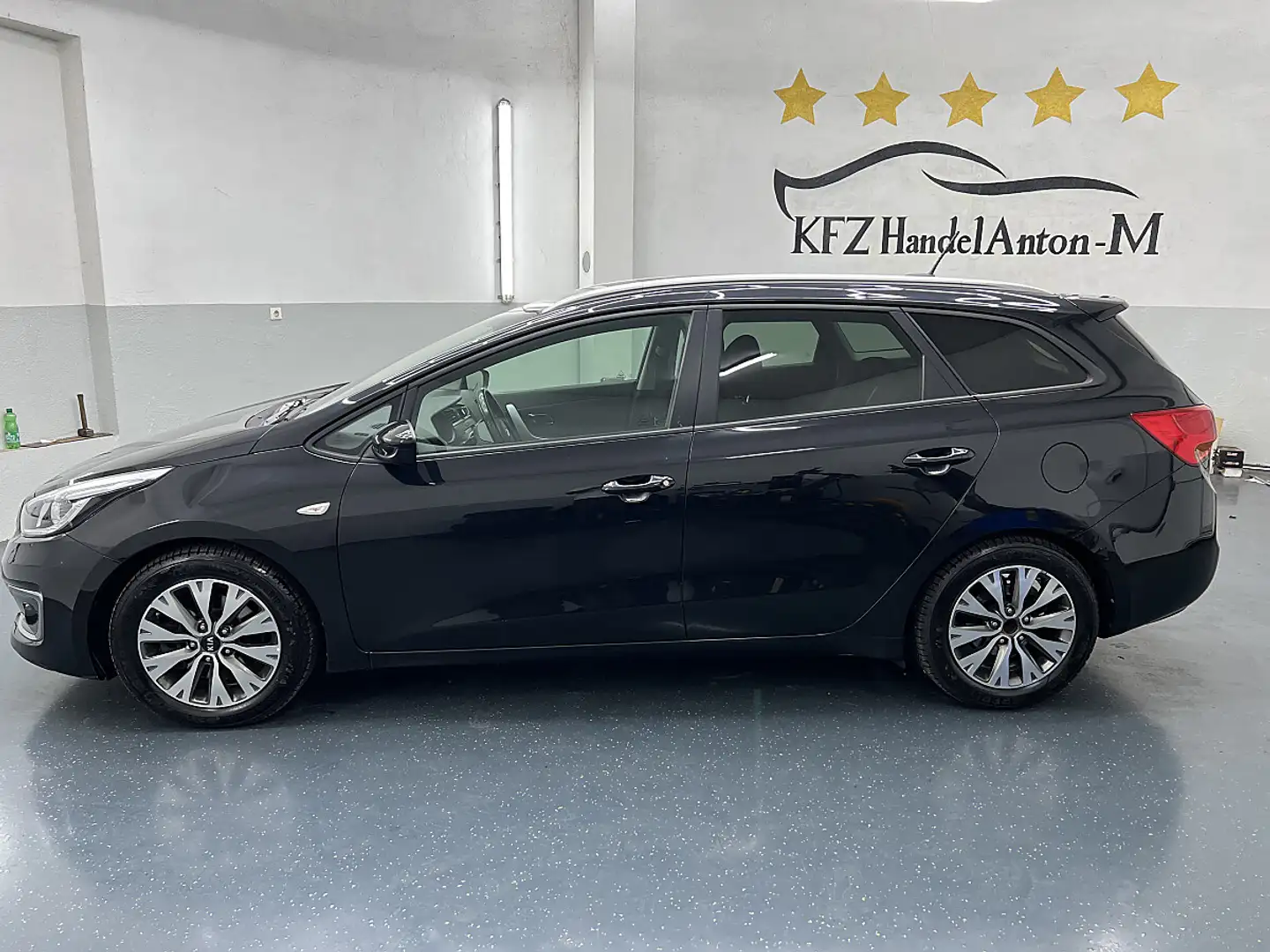 Kia Ceed SW / cee'd SW cee'd SW 1,4 MPI * SOFORT FINANZIERUNG & EINTAU... Schwarz - 2