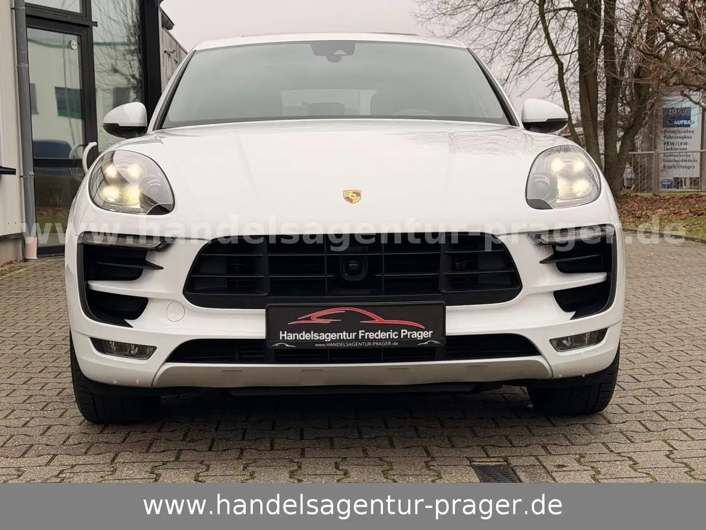 Porsche Macan S Diesel Sport Design 18Wege ACC Stdhzg Weiß - 2