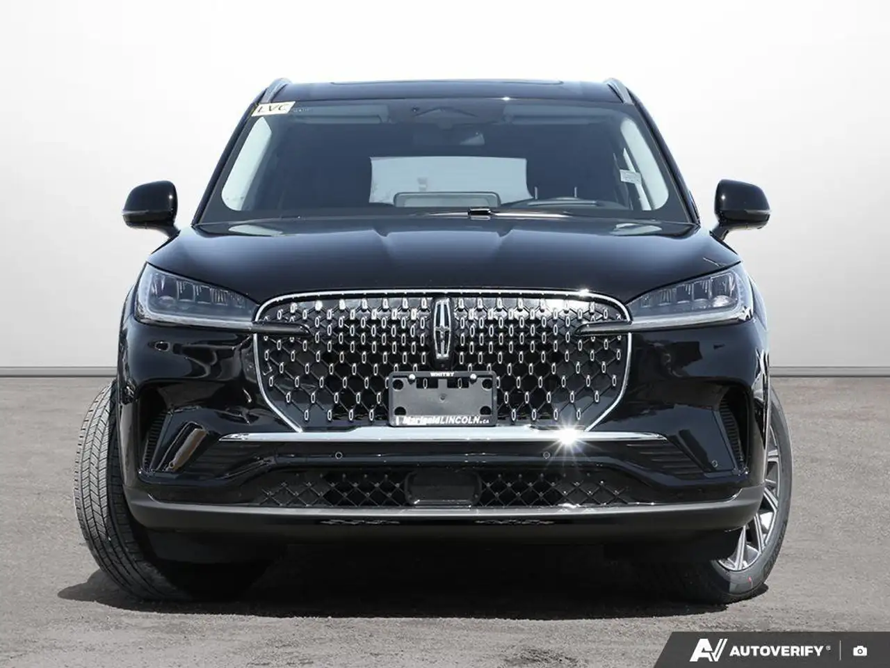 Lincoln Aviator снимка Lincoln Aviator