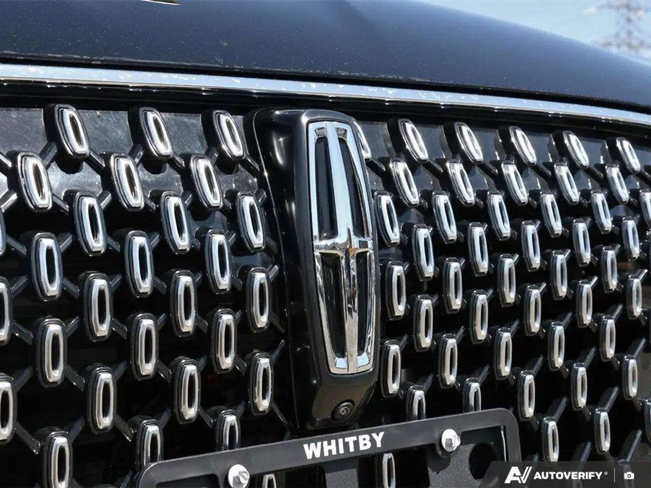 Lincoln Aviator снимка Lincoln Aviator