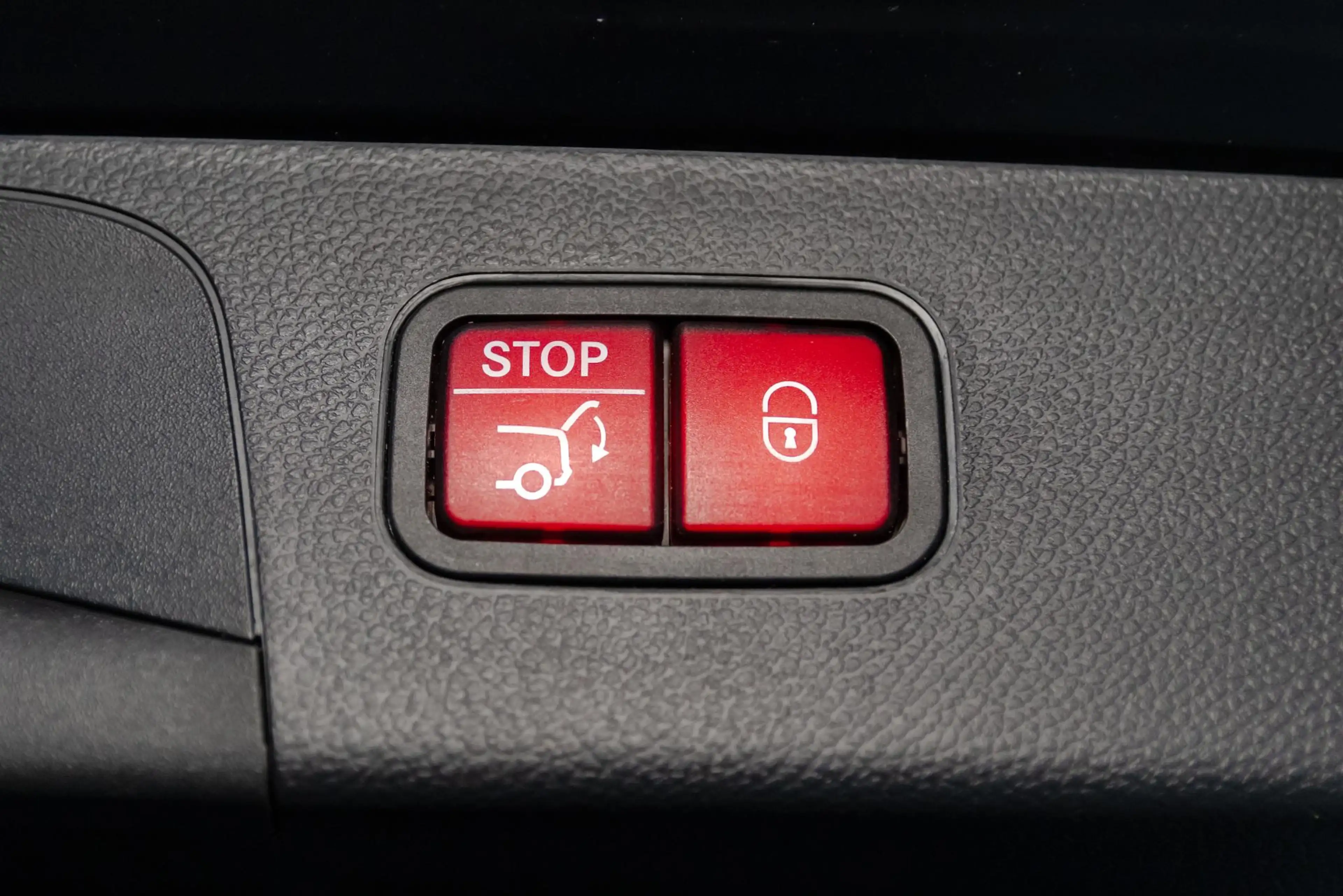 Mercedes-Benz GLC 43 AMG 4MATIC Premium Plus PANO, BURMESTER, TREKHAAK, MEM — photo 4