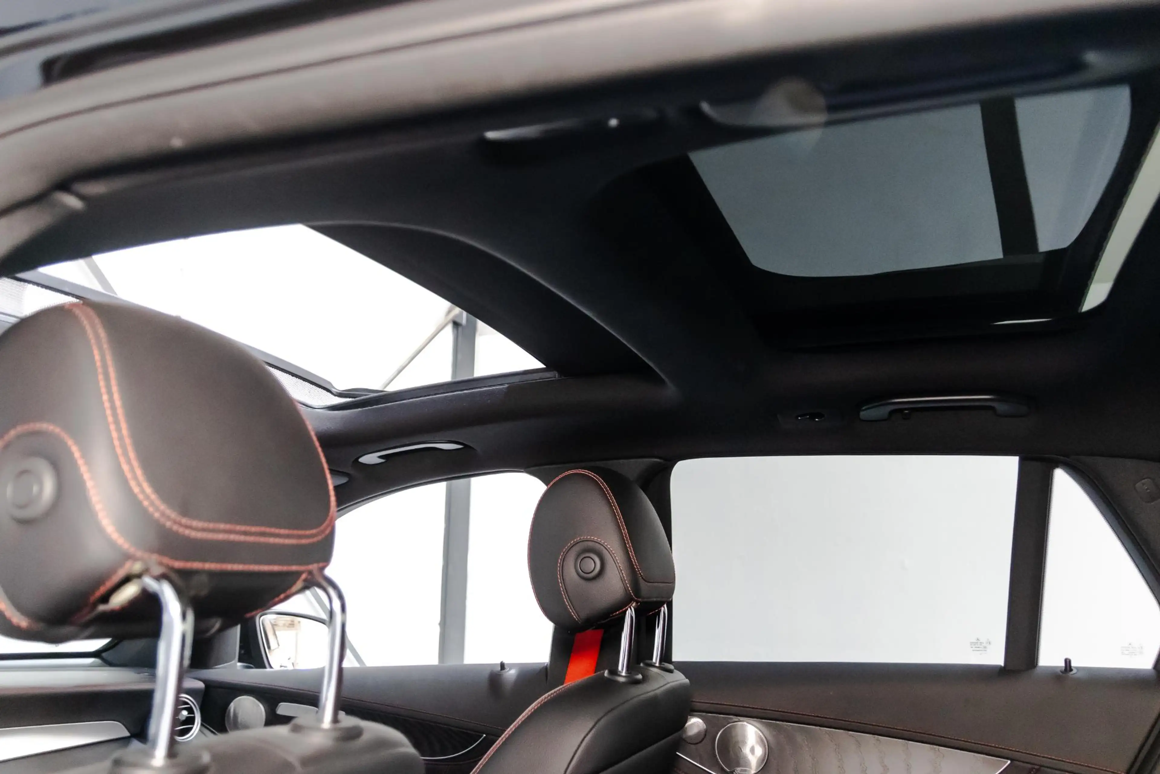 Mercedes-Benz GLC 43 AMG 4MATIC Premium Plus PANO, BURMESTER, TREKHAAK, MEM — photo 18