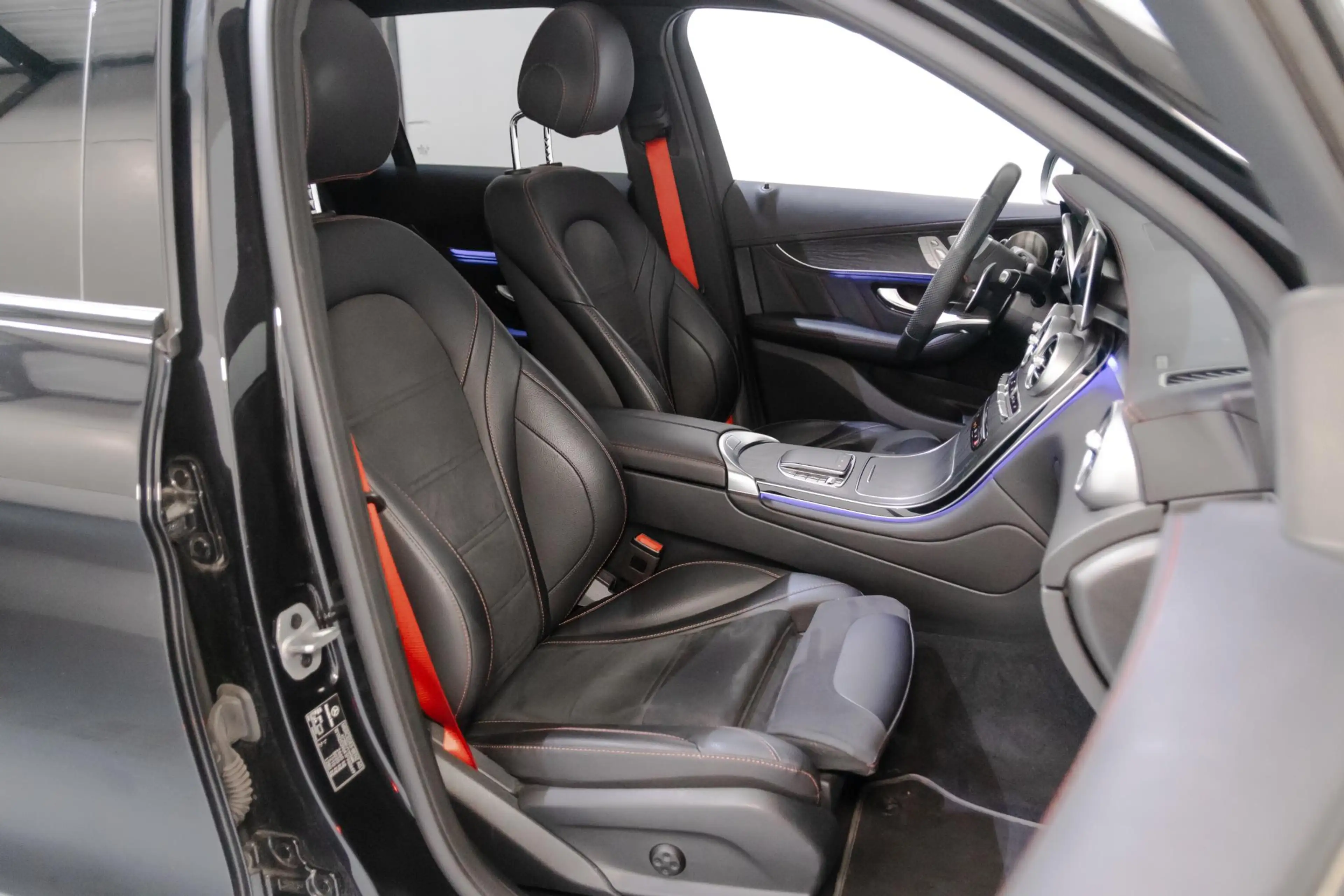 Mercedes-Benz GLC 43 AMG 4MATIC Premium Plus PANO, BURMESTER, TREKHAAK, MEM — photo 12