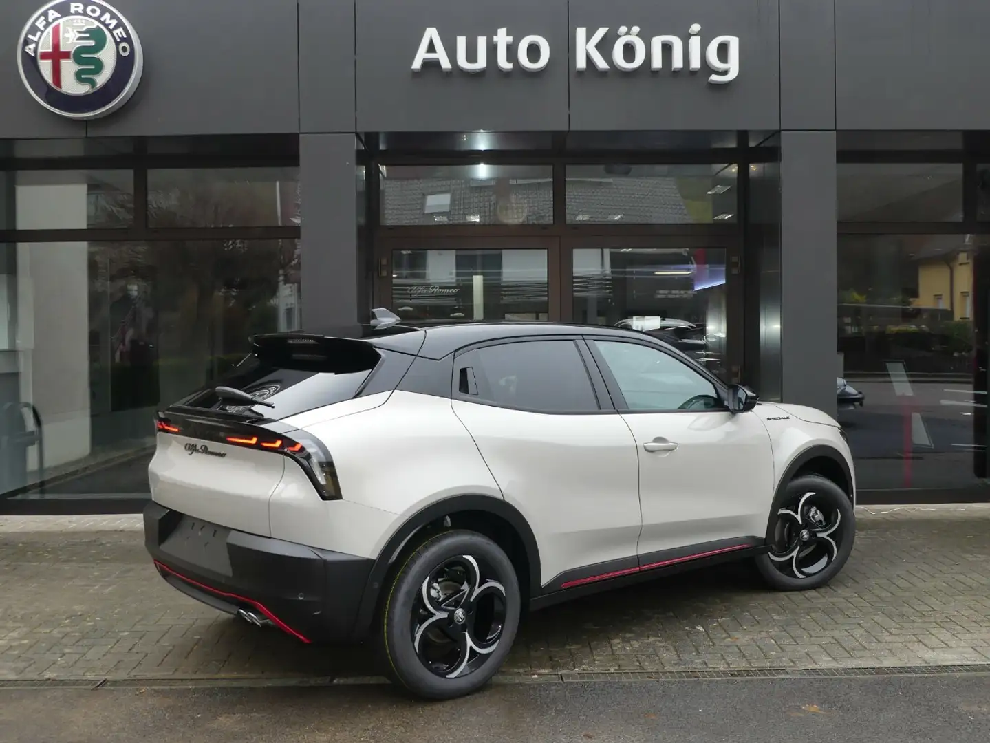 Alfa Romeo Speciale 1.2 VGT Бежевый  - 2