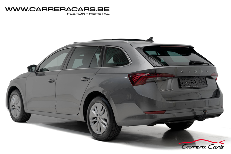 Skoda Octavia SW 2.0 TDi 150CH Ambition DSG | *CLIM AUTO*TOIT PANO*CAMERA*BOITE AUTO*| — photo 4