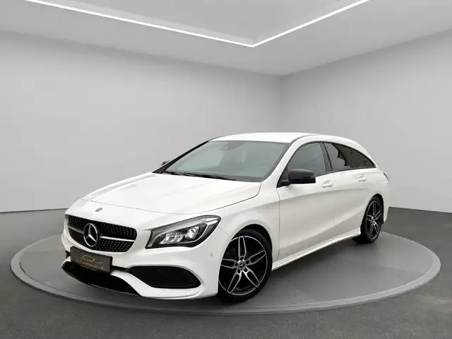 Mercedes-Benz CLA 180 *AMG Paket*Night Paket*