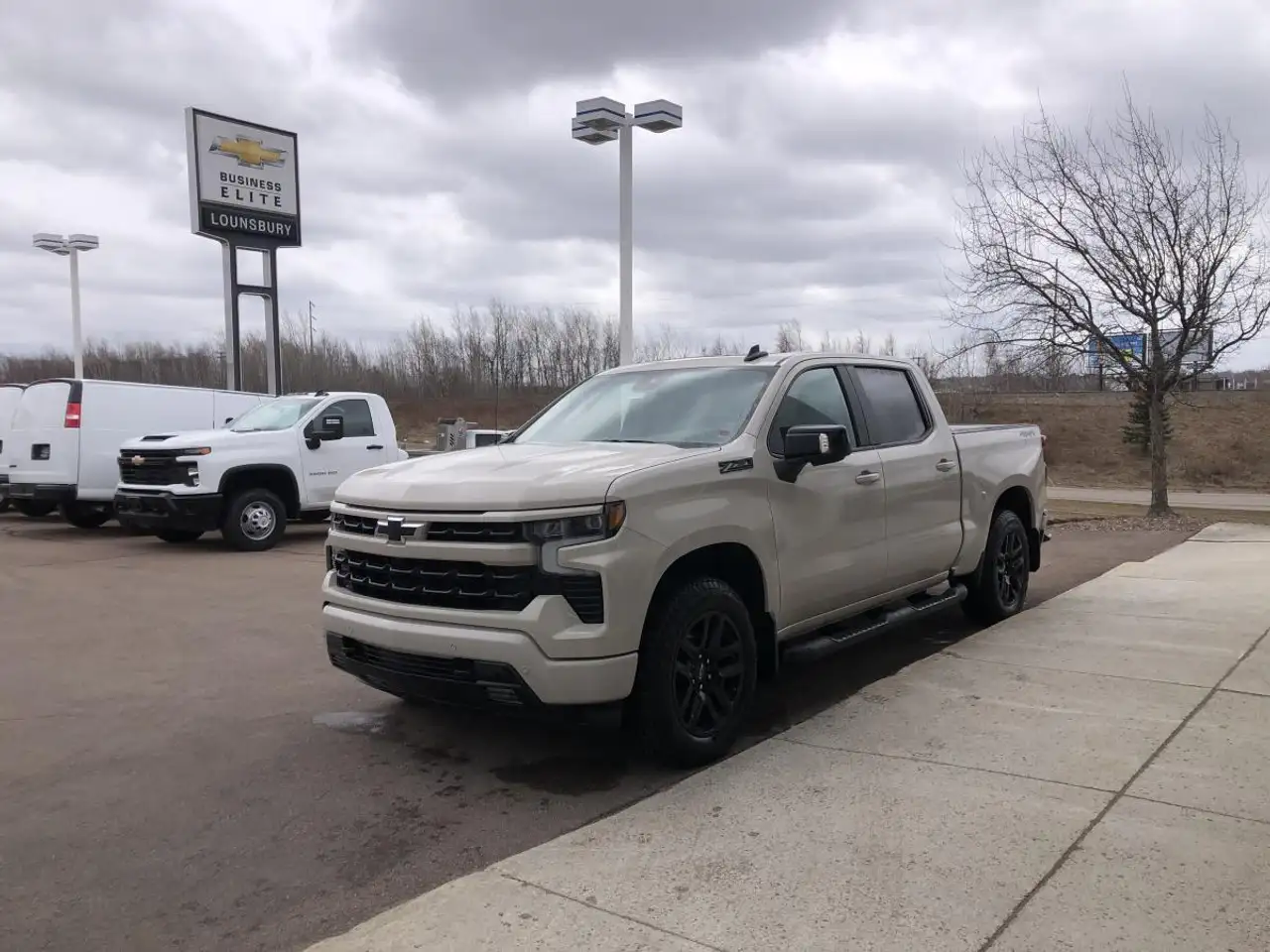 Chevrolet Silverado 1500 снимка Chevrolet Silverado 1500