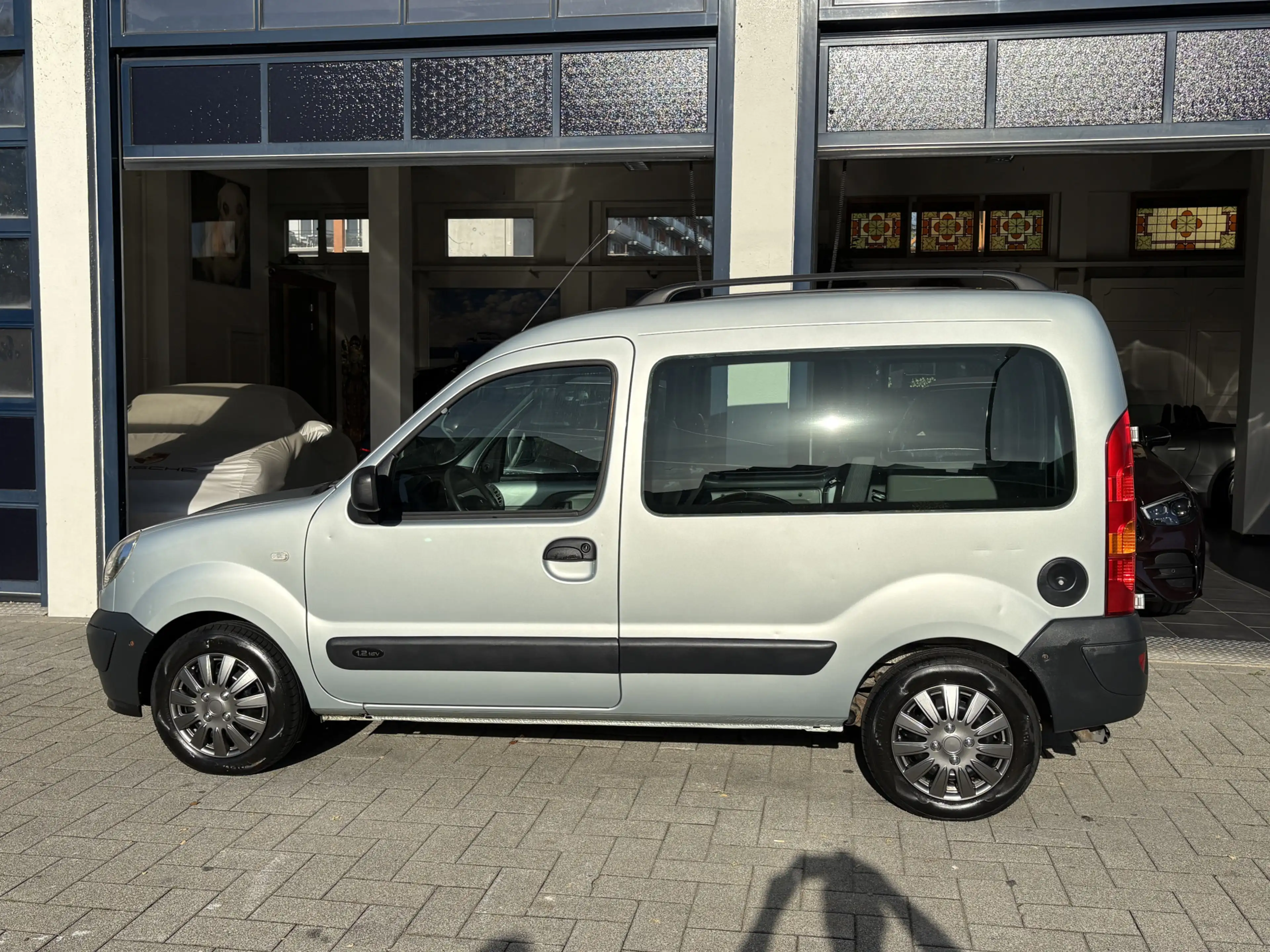Renault Kangoo 1.2-16V Expression INVALIDE - ROLSTOEL — photo 2