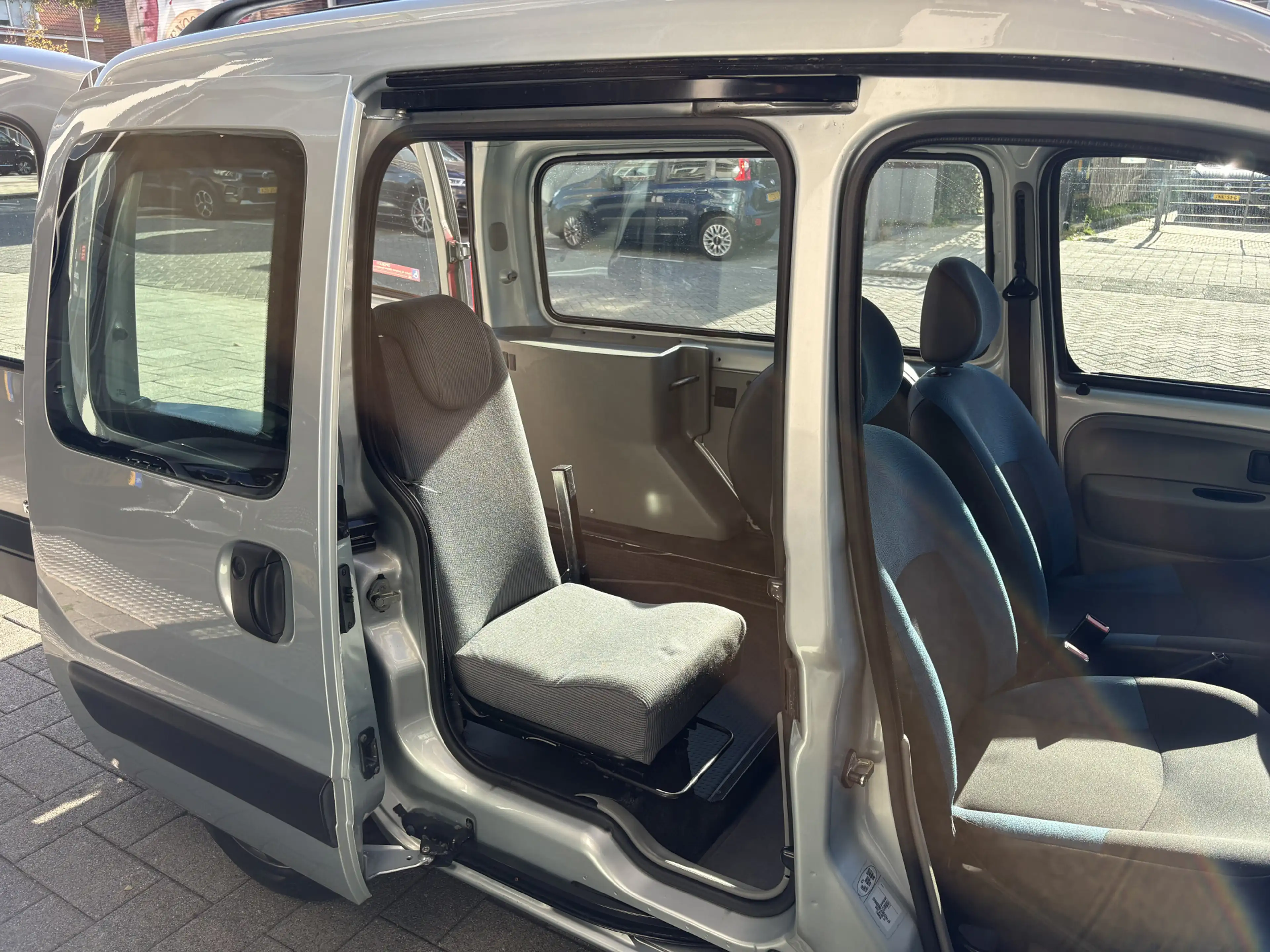Renault Kangoo 1.2-16V Expression INVALIDE - ROLSTOEL — photo 10