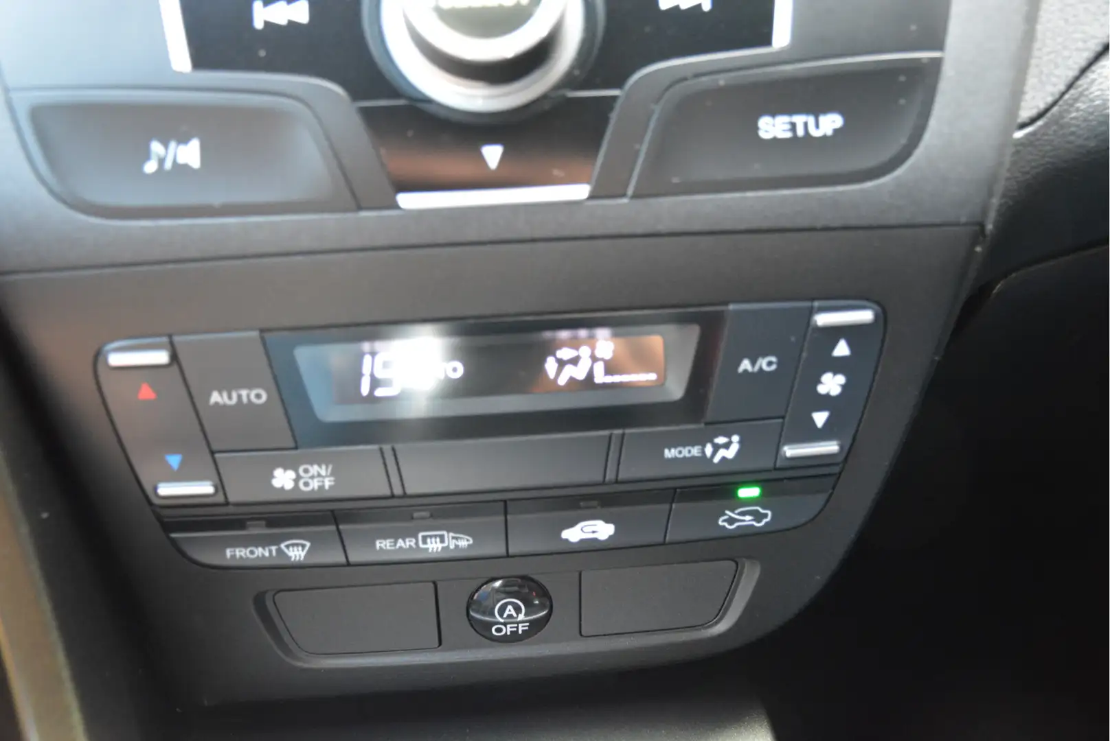 Honda Civic 1.4 Sport Camera Navigatie Clima Rood - 2