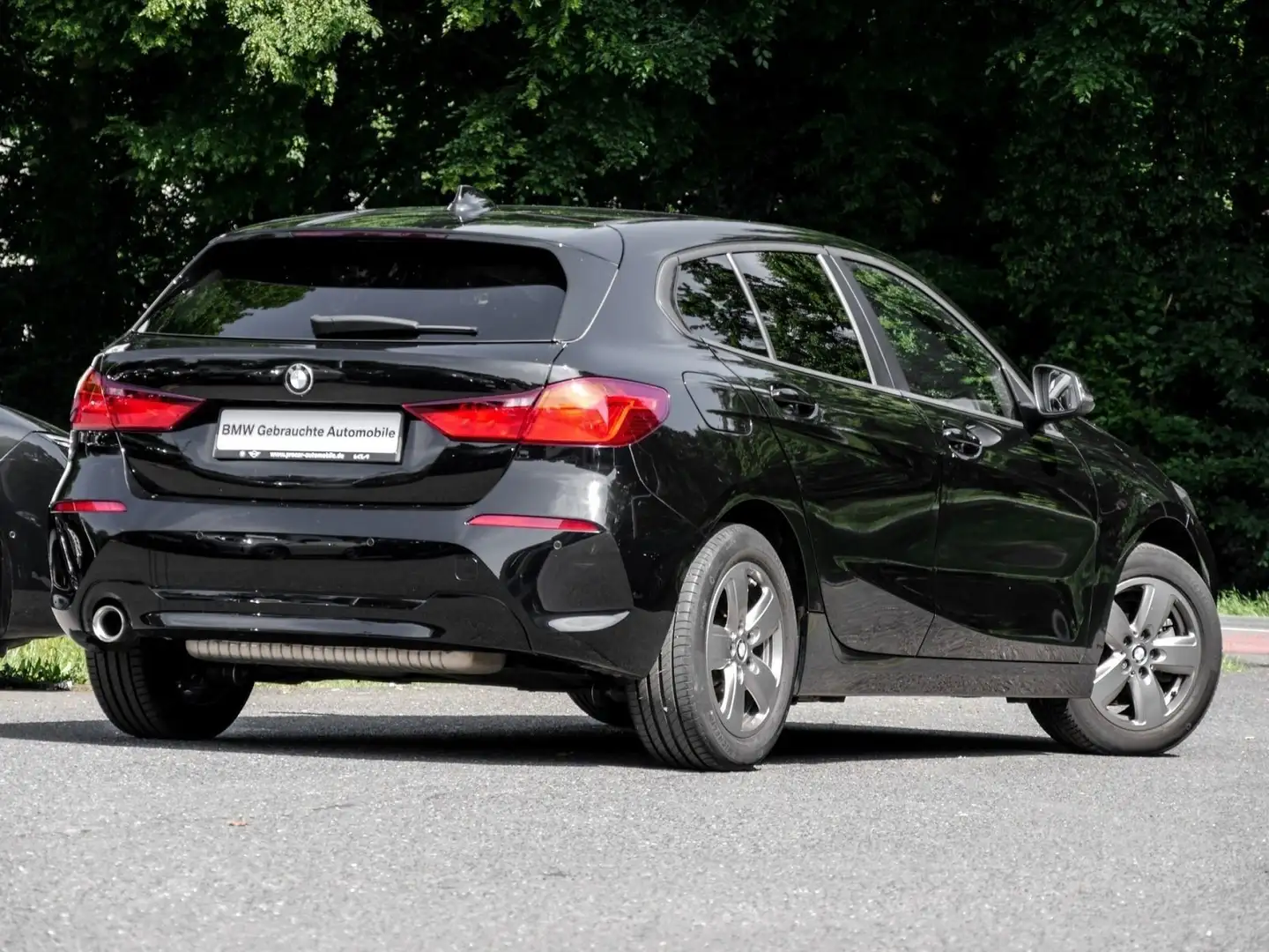 BMW 118 i ADVANTAGE+ACC+SHZ+AUT+PDC Schwarz - 2