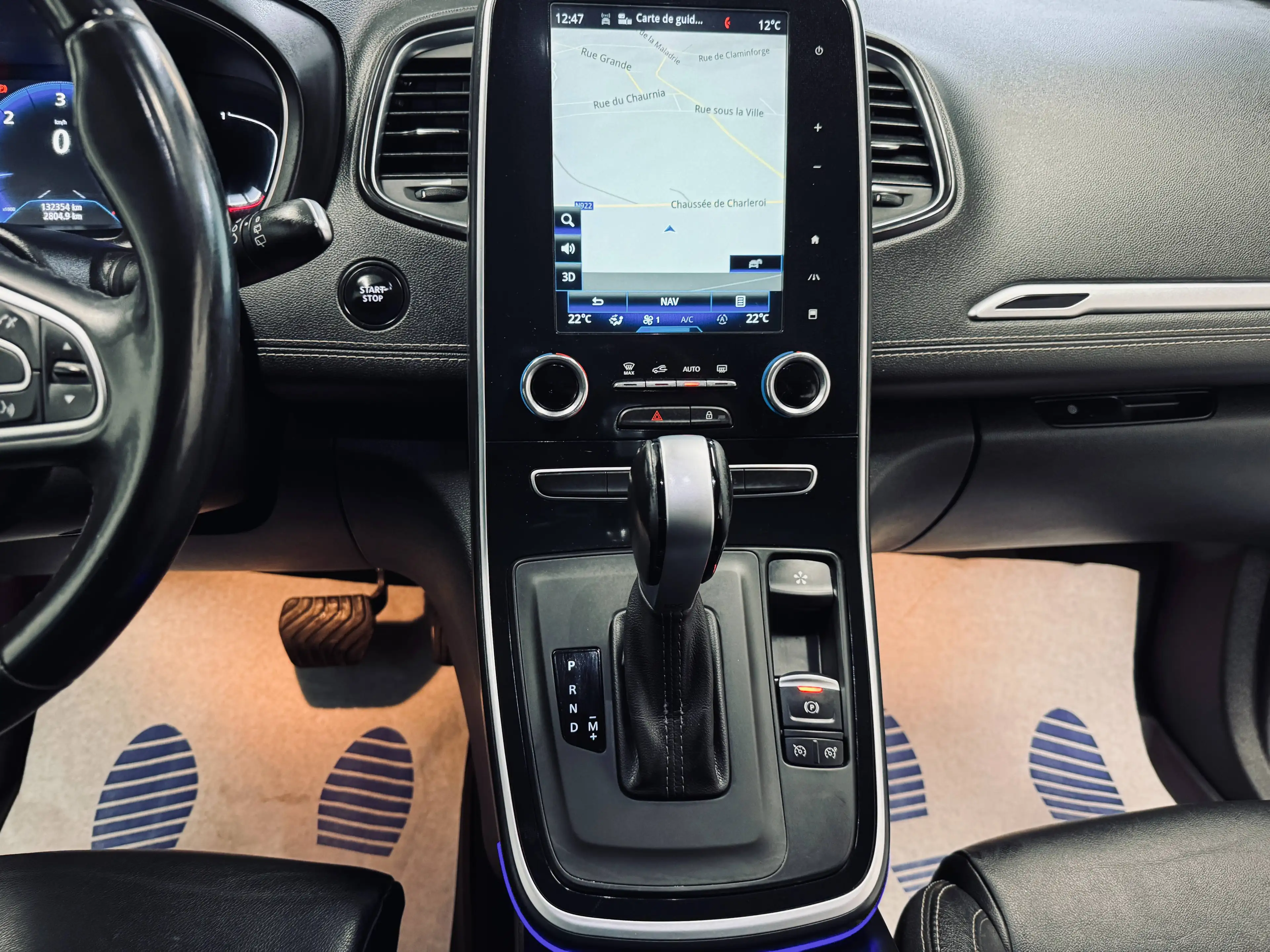 Renault Scenic Scenic 1.6 dCi Bose Edition 7 Places AUTOMATIQUE — photo 2