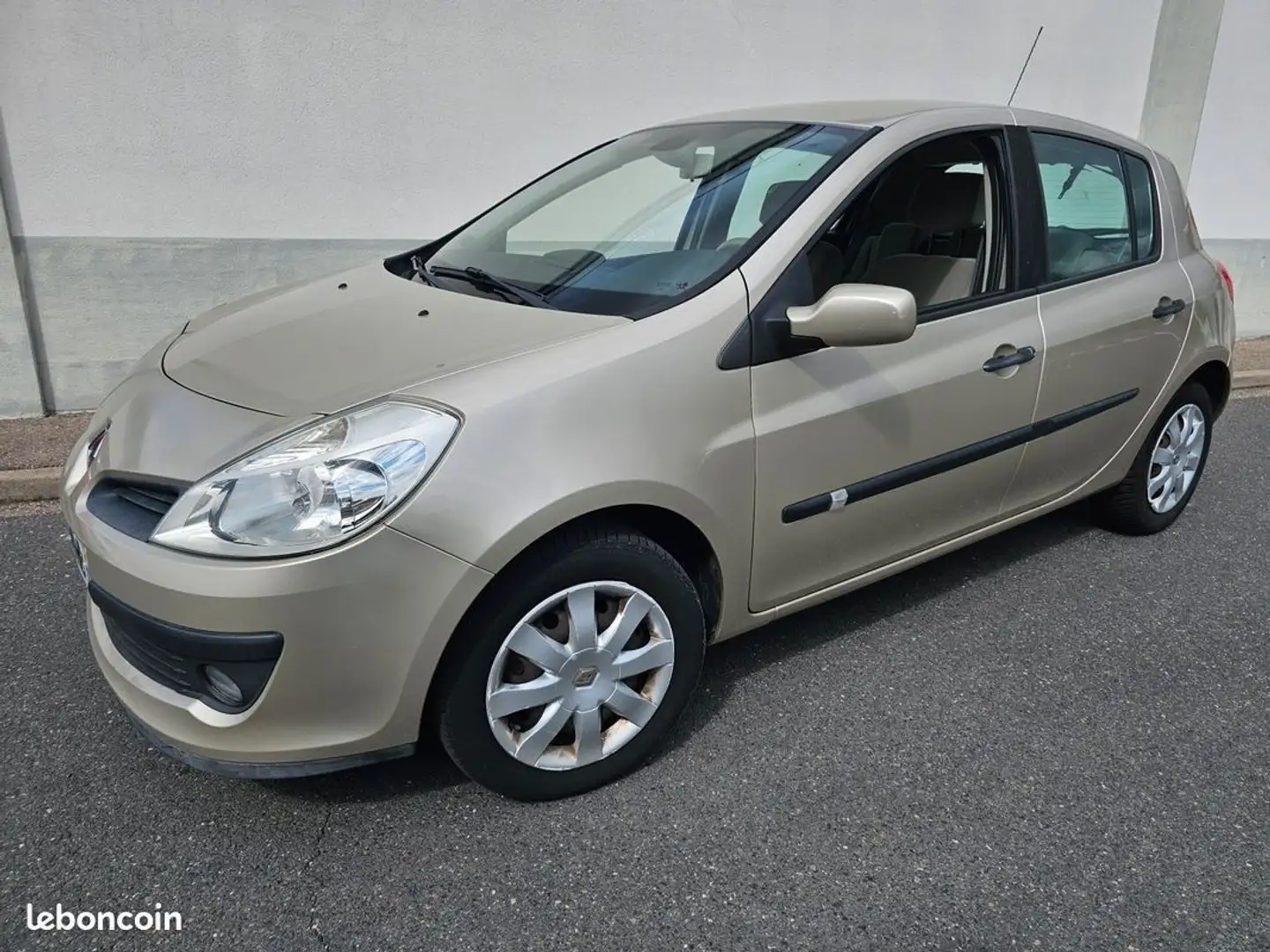 Renault Clio Renult iii 1.2 tce 100 Beige - 1