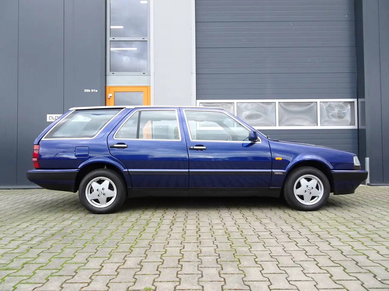 Lancia Thema 2.0i Turbo SW Pininfarina, foto 2