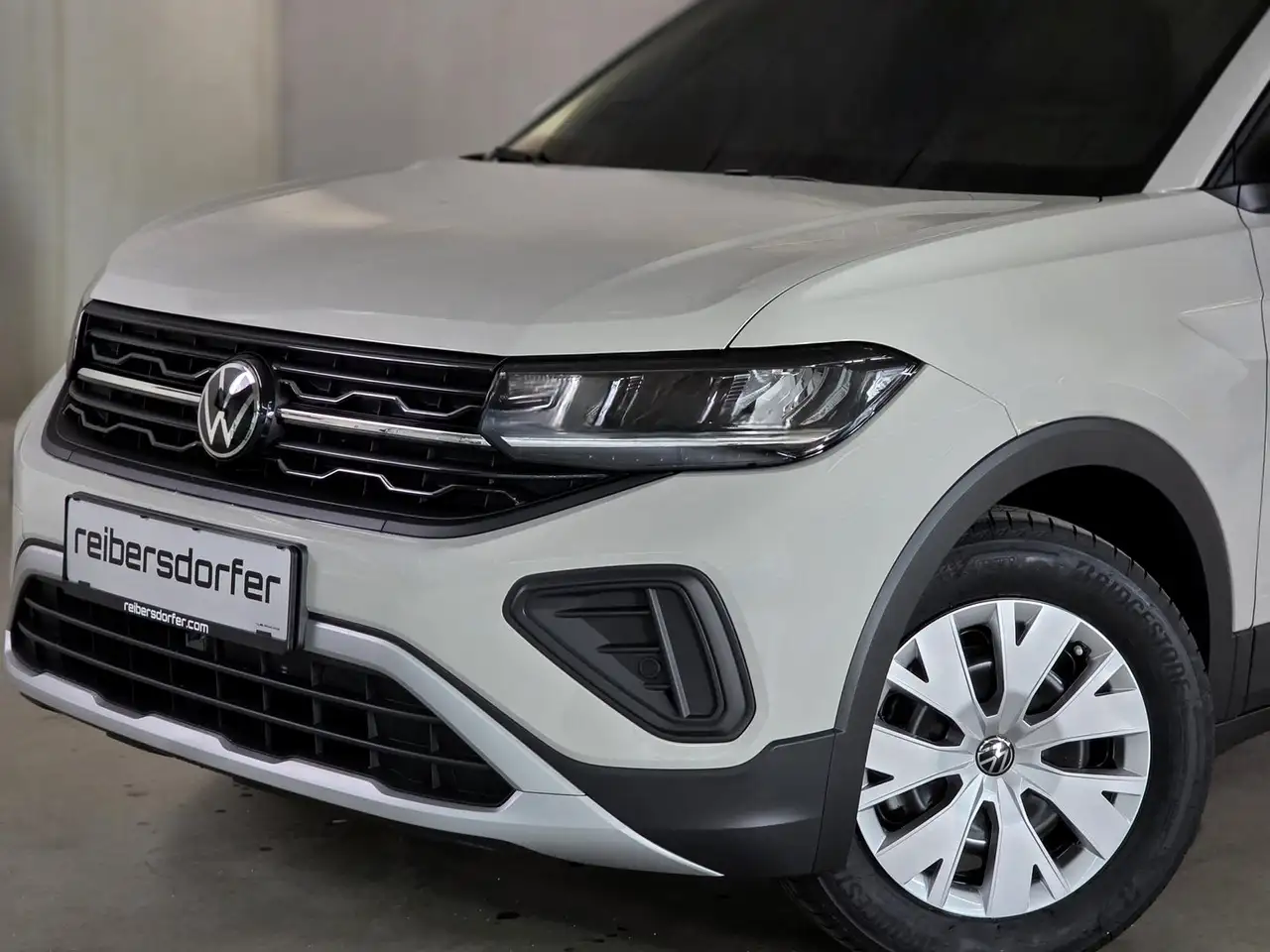 Volkswagen T-Cross 4Me TSI 2