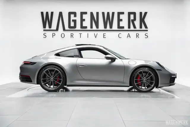 Porsche 992 Carrera S ERSTBESITZ CLASSIC-RAD GLASDACH SPORT-C Ansicht 2