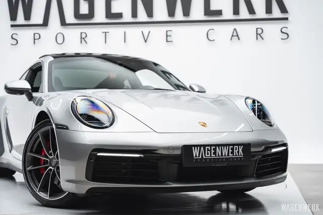 Porsche 992 Carrera S ERSTBESITZ CLASSIC-RAD GLASDACH SPORT-C Ansicht 10