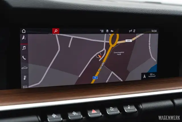 Porsche 992 Carrera S ERSTBESITZ CLASSIC-RAD GLASDACH SPORT-C Ansicht 23