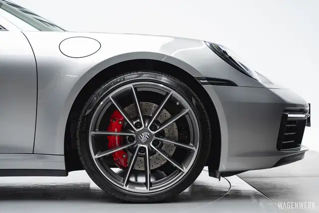 Porsche 992 Carrera S ERSTBESITZ CLASSIC-RAD GLASDACH SPORT-C Ansicht 9