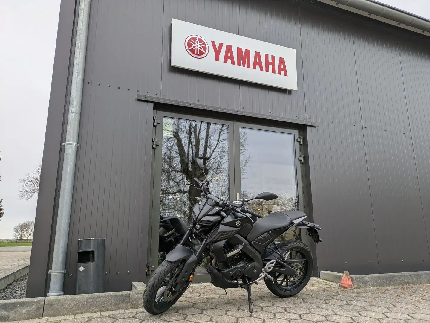 Yamaha MT-125 Negro - 1