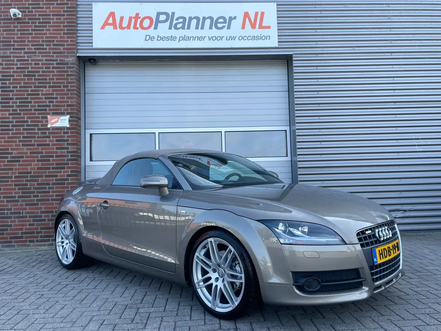 Audi TT Roadster 2.0 TFSI S-line! Airco! Cruise! Leder! PD Grijs - 1