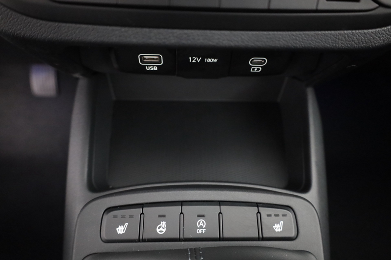 Hyundai i10 1.0 Navi Kamera Tempomat AAC — photo 14