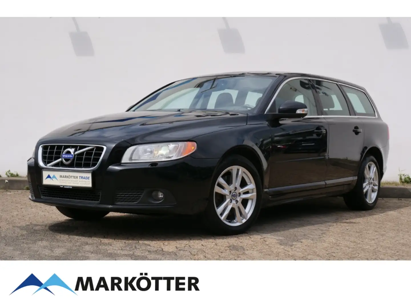 Volvo V70 D5 Momentum Navi/Xenon/Sitzhzg/TÜV2027/AHK Schwarz - 2