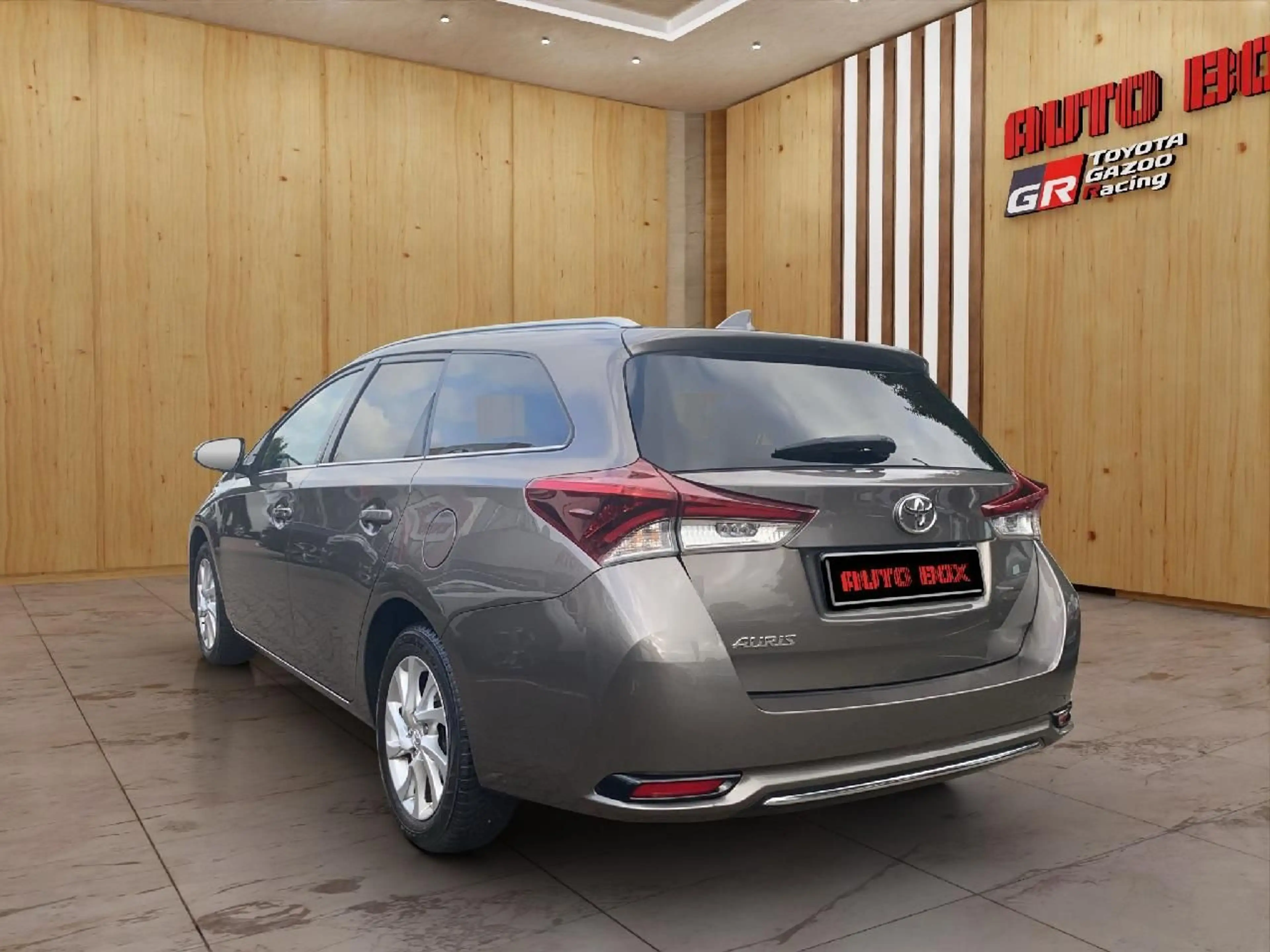 Toyota Auris Auris TS 1.2l Team D + Comfortpaket — photo 8