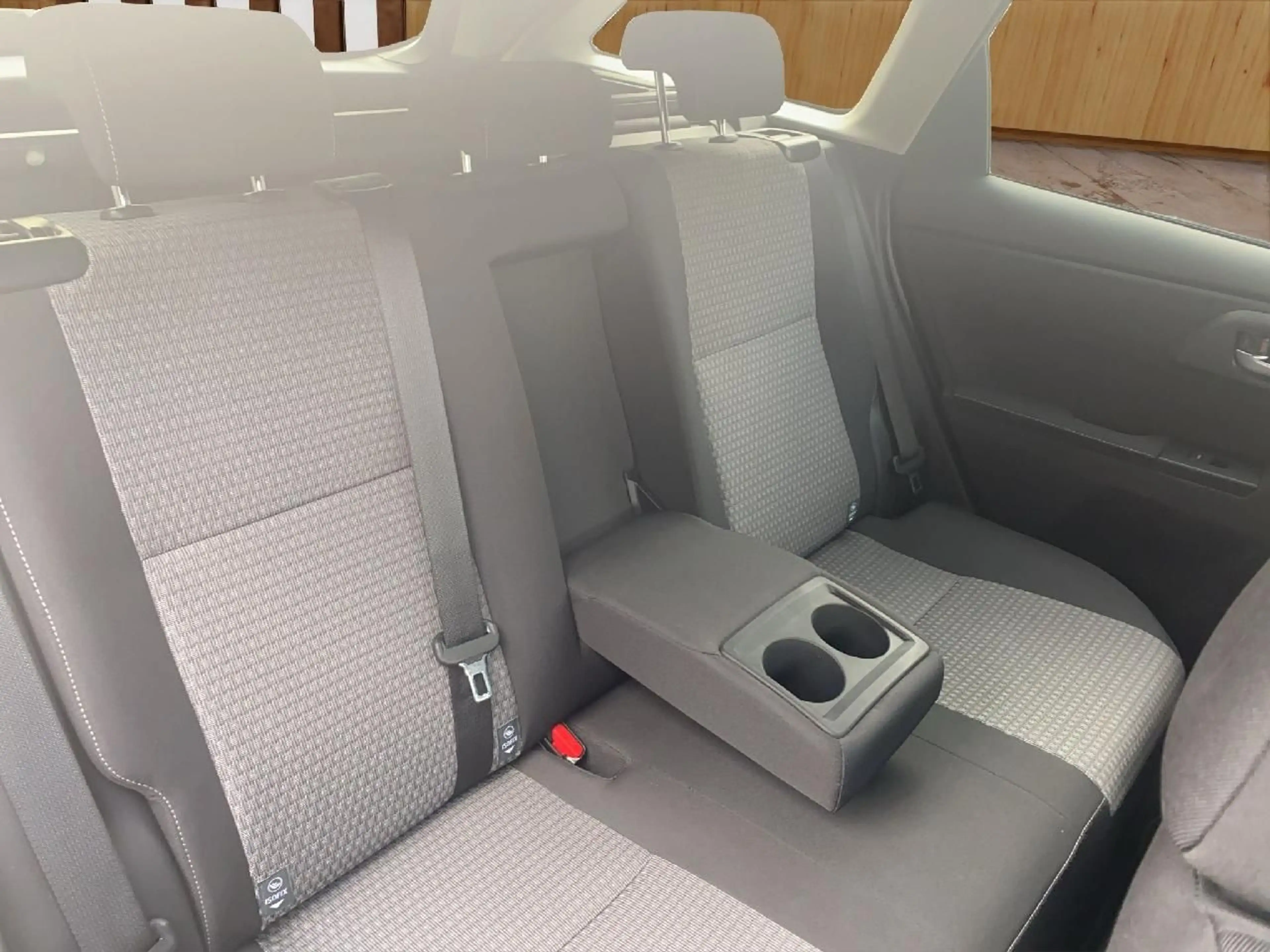 Toyota Auris Auris TS 1.2l Team D + Comfortpaket — photo 10