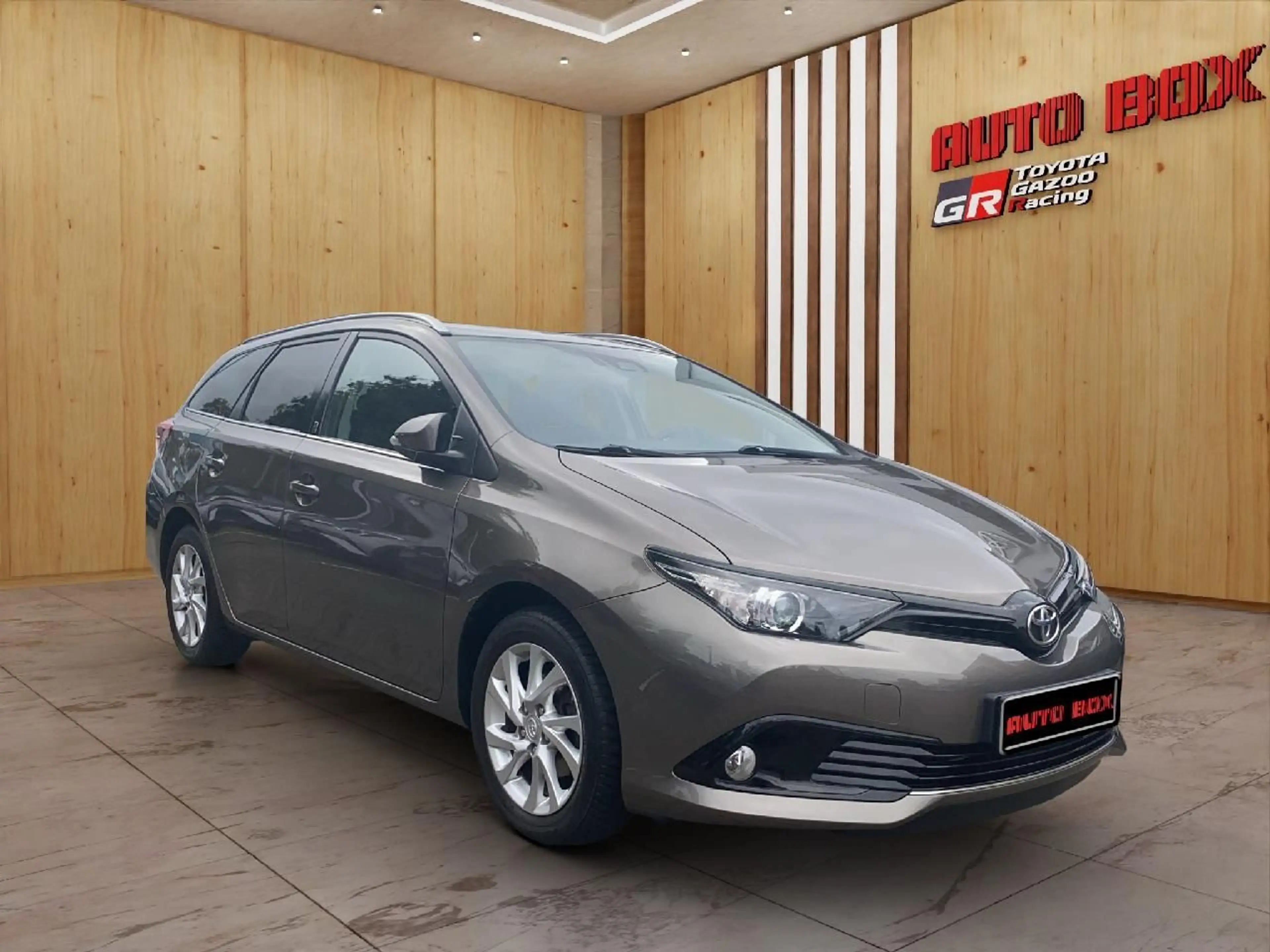 Toyota Auris Auris TS 1.2l Team D + Comfortpaket — photo 3