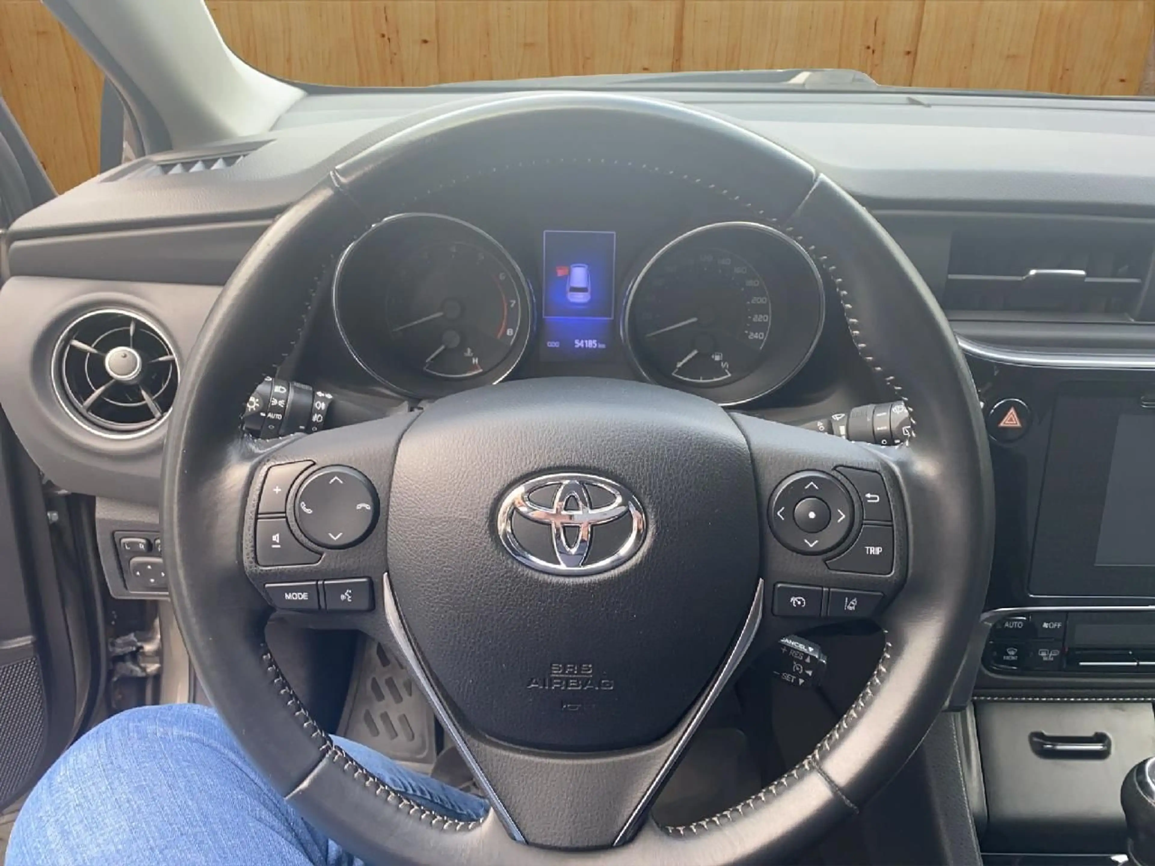 Toyota Auris Auris TS 1.2l Team D + Comfortpaket — photo 12
