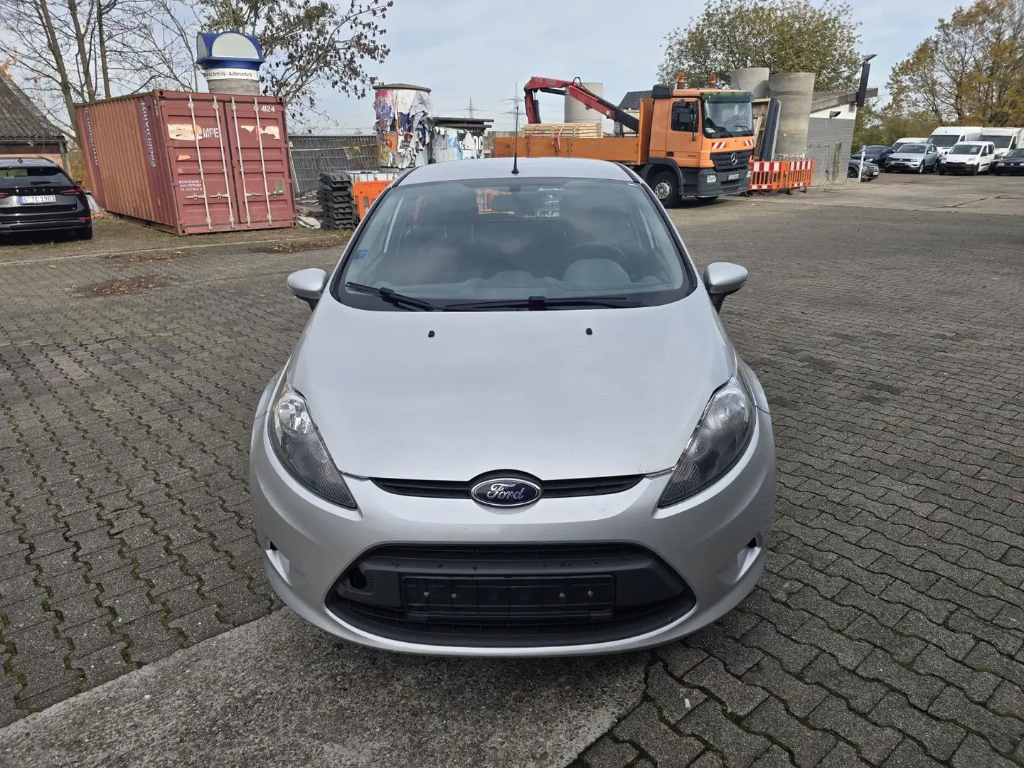 Ford Fiesta Trend Argent - 1