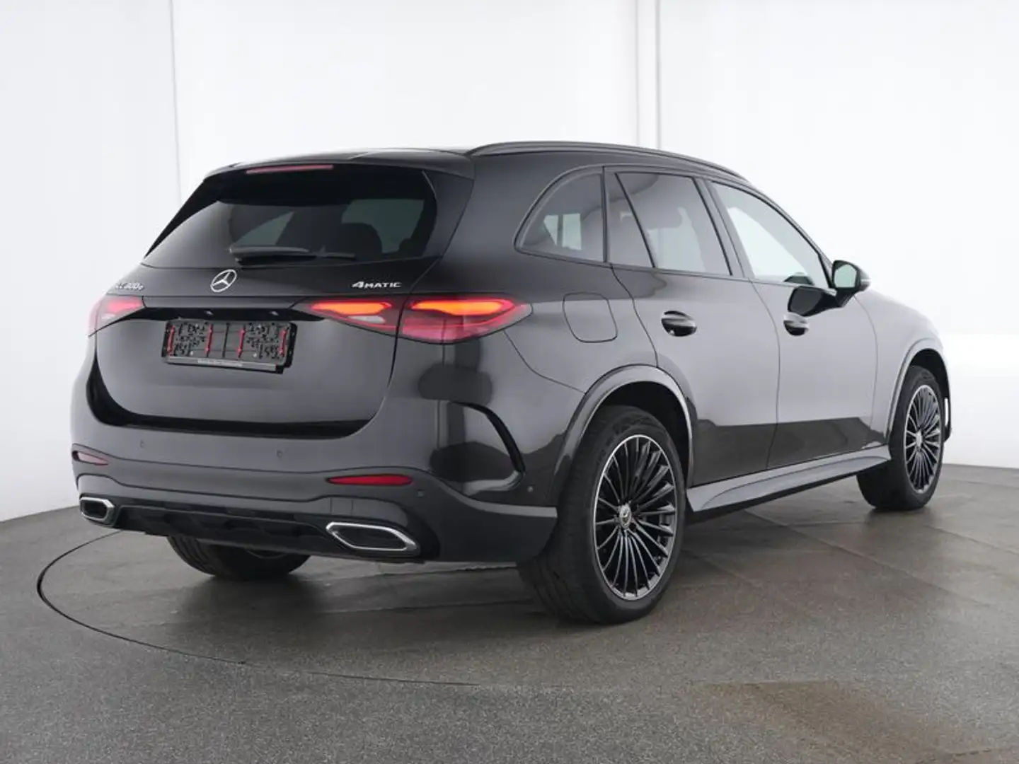 Mercedes-Benz GLC 300 e 4MATIC AMG Plug-In Hybride AMG Line | Night Pakk Noir - 2