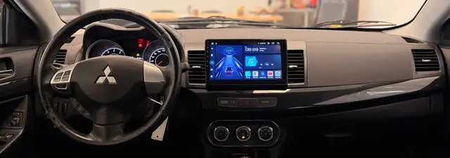 Mitsubishi Lancer view 16