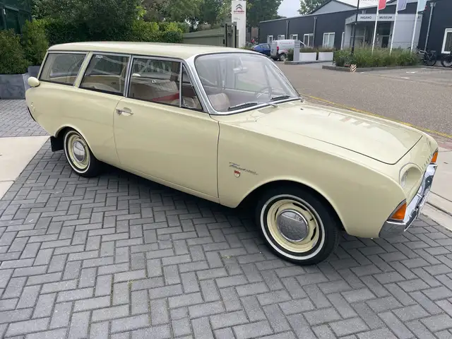 Ford Taunus Turnier 17 M Super