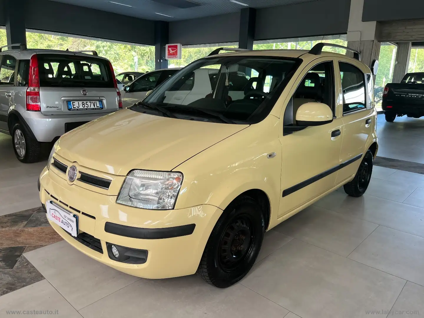 Fiat Panda 1.2 Emotion Geel - 1
