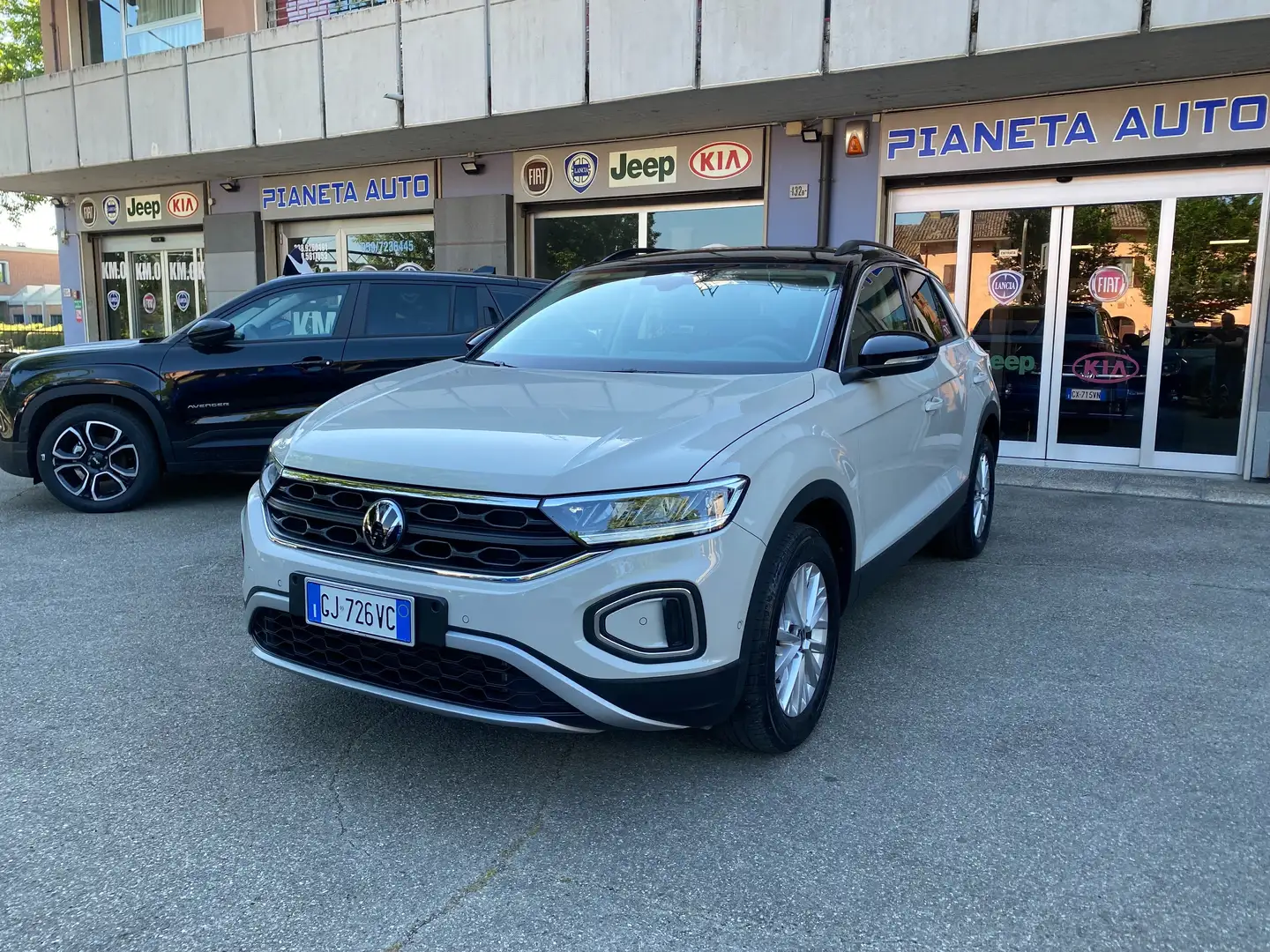 Volkswagen T-Roc T-ROC LIFE 1.0 BZ 110cv - IMM. 07/2022 - 2