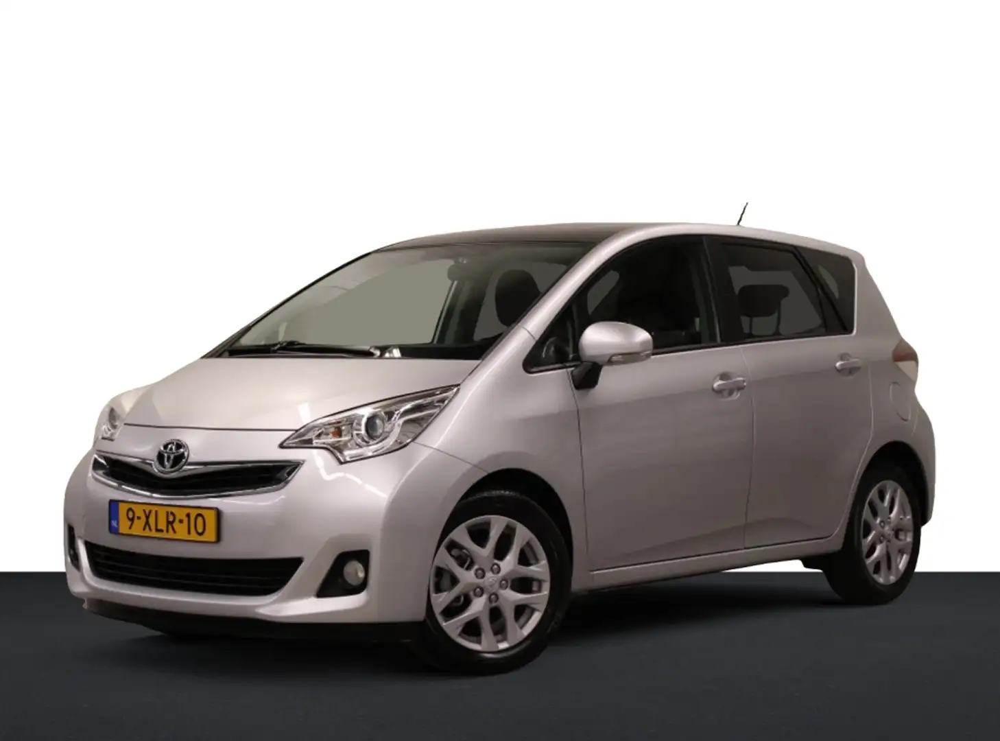 Toyota Verso-S 1.3 VVT-i Trend Automaat Gris - 1